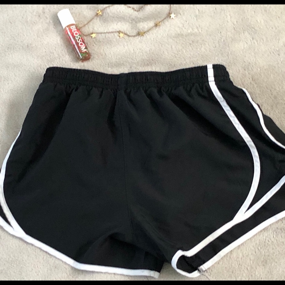 Short - Picture 2 of 3